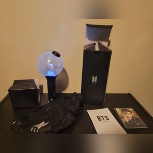 BTS Official Lightstick Version 3 (w/bluetooth) * Comes Without Batteries*